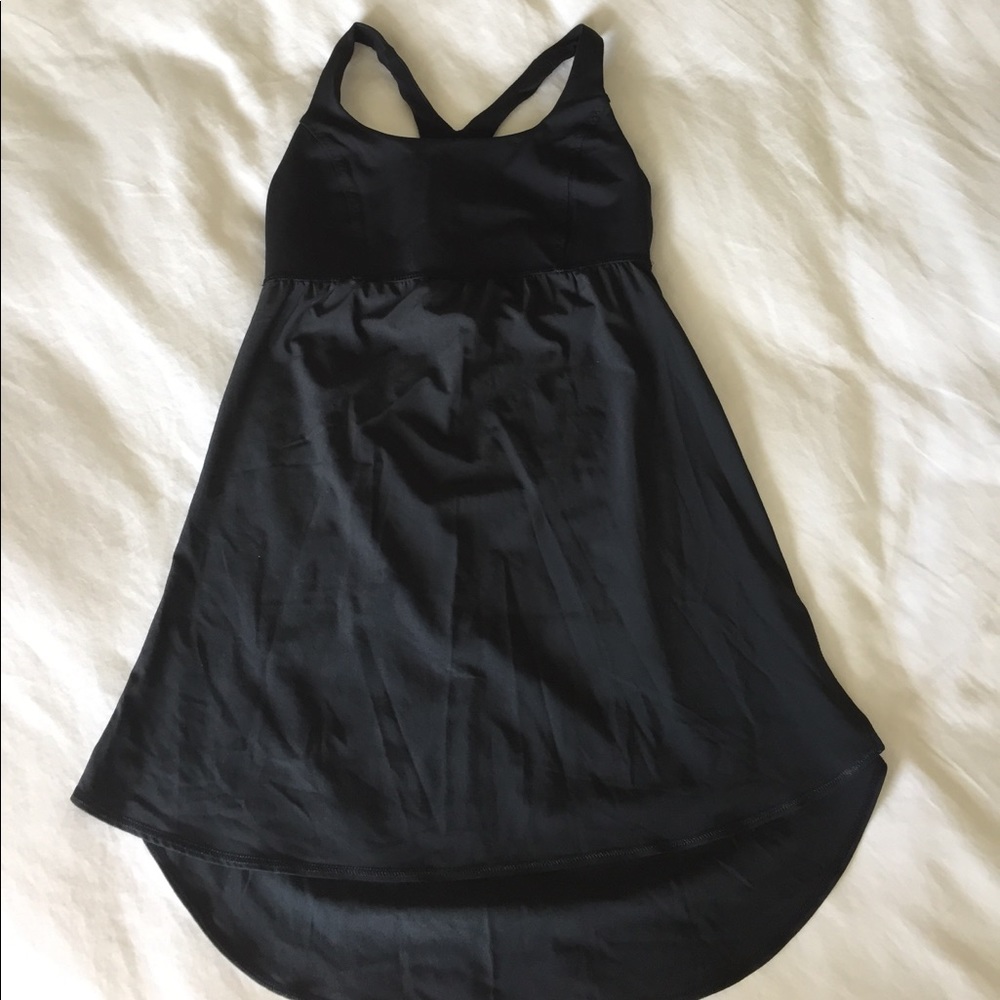 Lululemon tank size 4